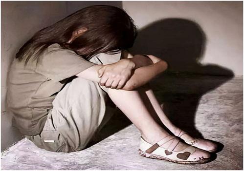 女人自慰在线视频看